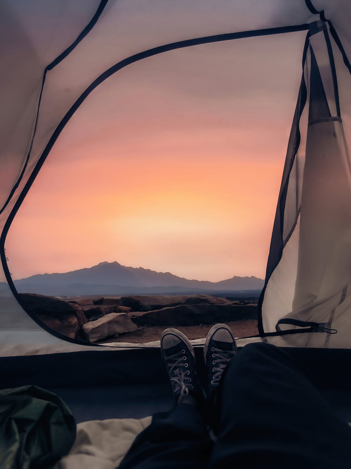 shoes-vacation-explore-gear