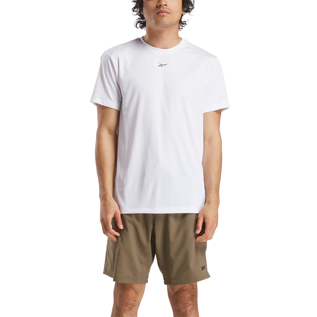 100243130_F_Model_eCom.webp