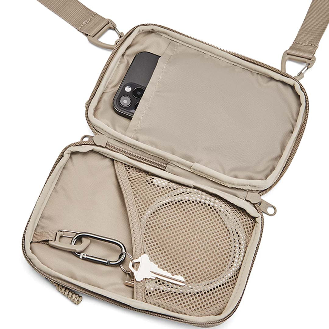 Under Armour Unisex Loudon CB SM Prtd | 1380923-200