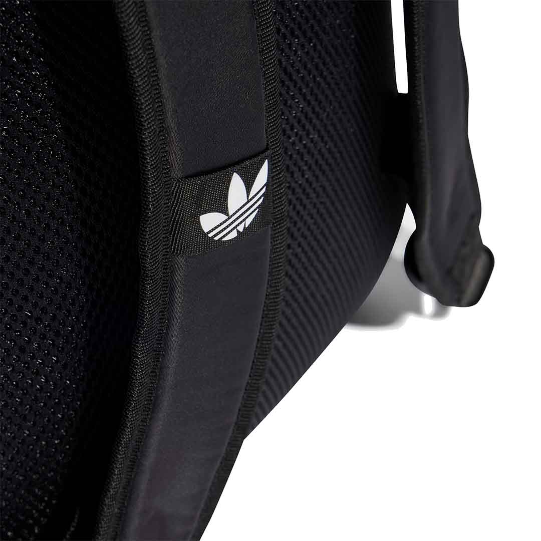 adidas Unisex Adicolor Archive Backpack | IS4561