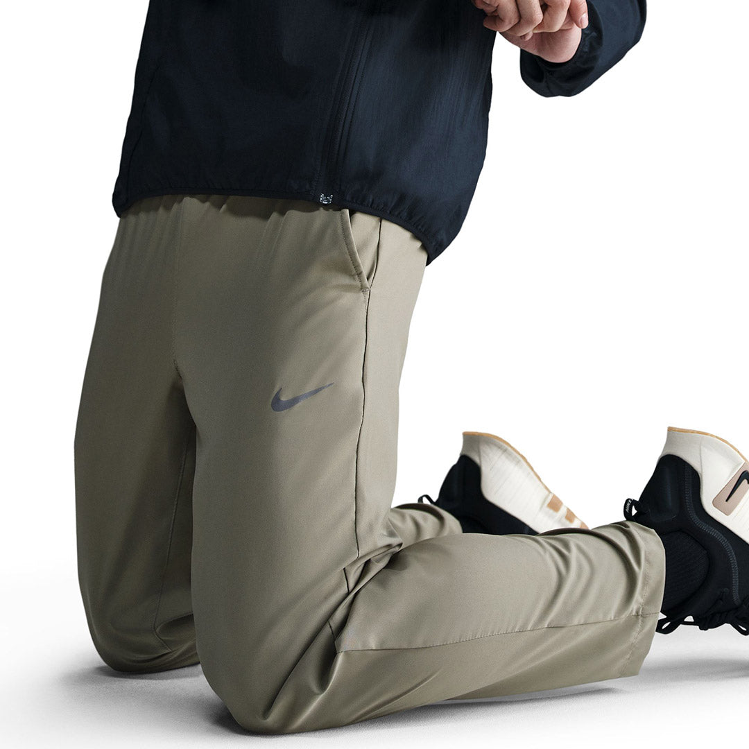 Nike Men Form Dri-Fit Open-Hem Versatile Pants | FB7491-320