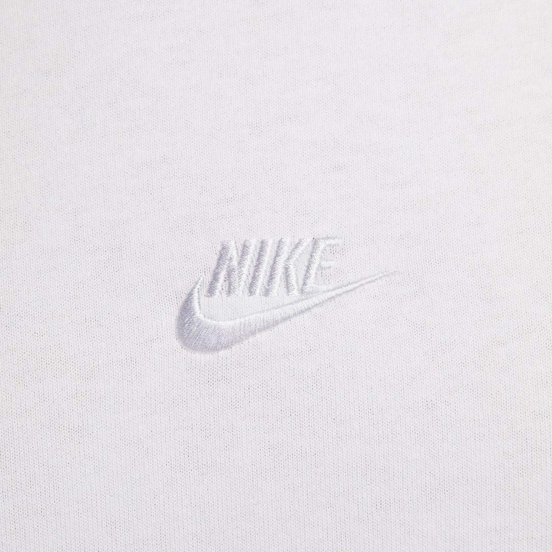 Nike Men Sportswear Premium Essentials T-Shirt | DO7393-101