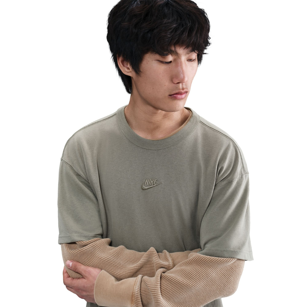 Nike Men Sportswear Premium Essentials T-Shirt | DO7393-320