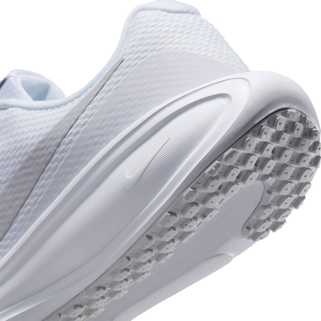 Nike Women Revolution 8 | HJ8485-101