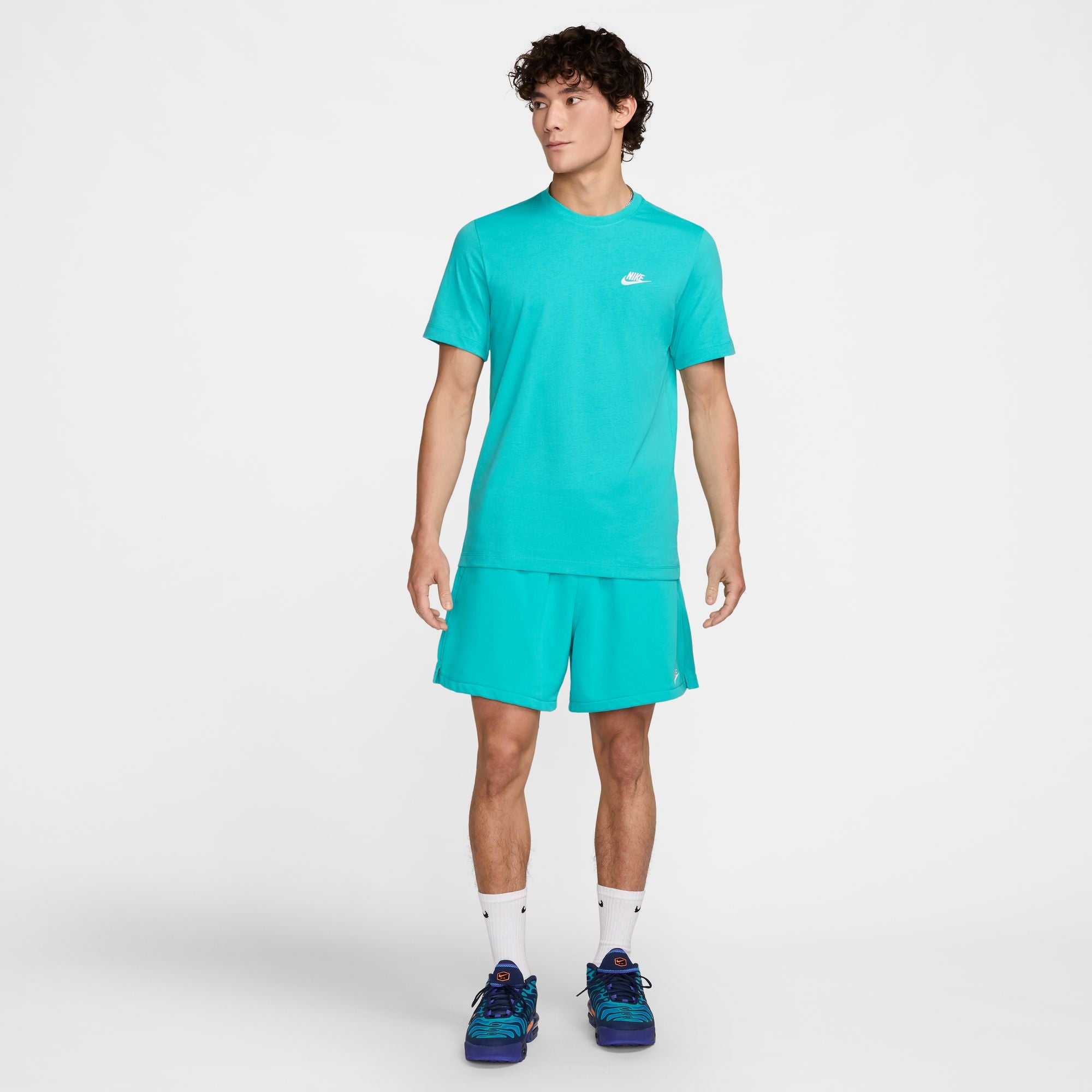 Nike Men Sportswear Club T-Shirt | AR4999-345