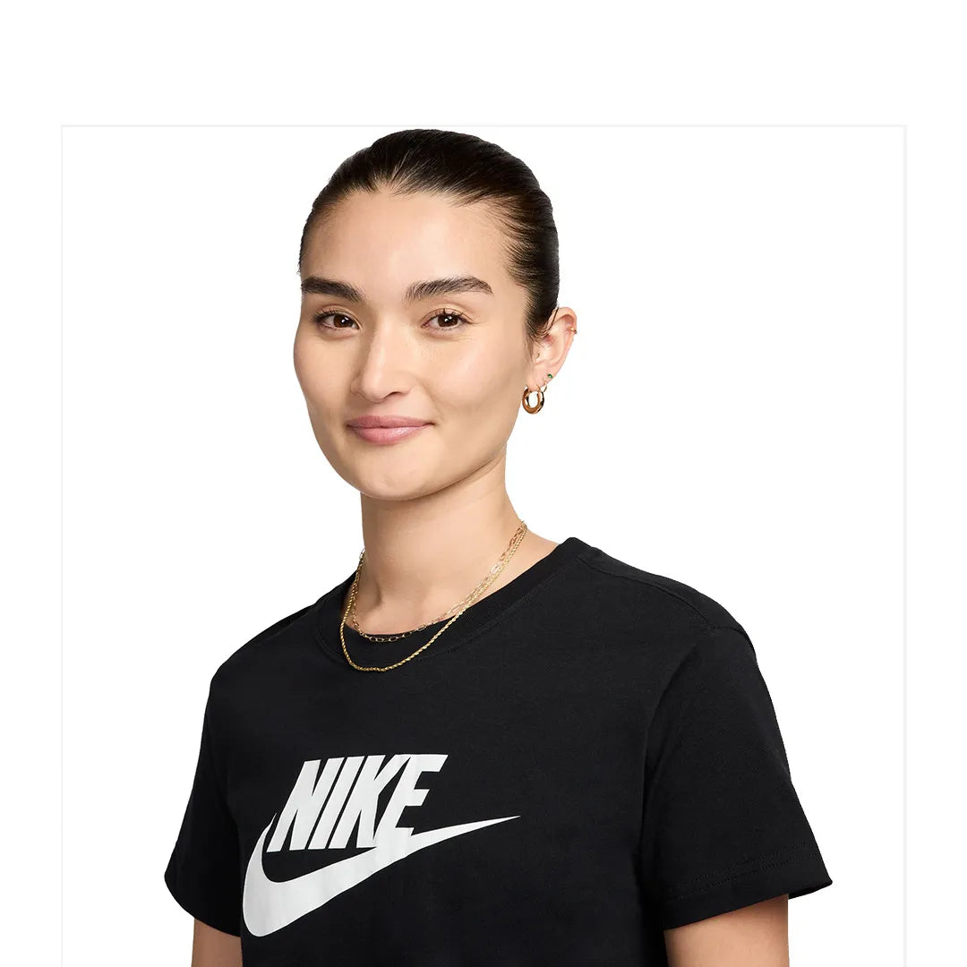 Nike Women Sportswear Essential Cropped T-Shirt | BV6176-010