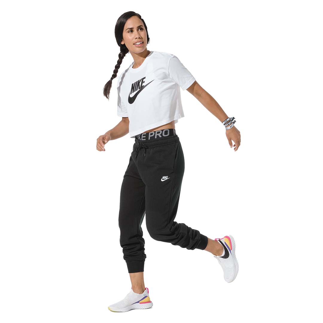 Nike Women Sportswear Essential Cropped T-Shirt | BV6176-010