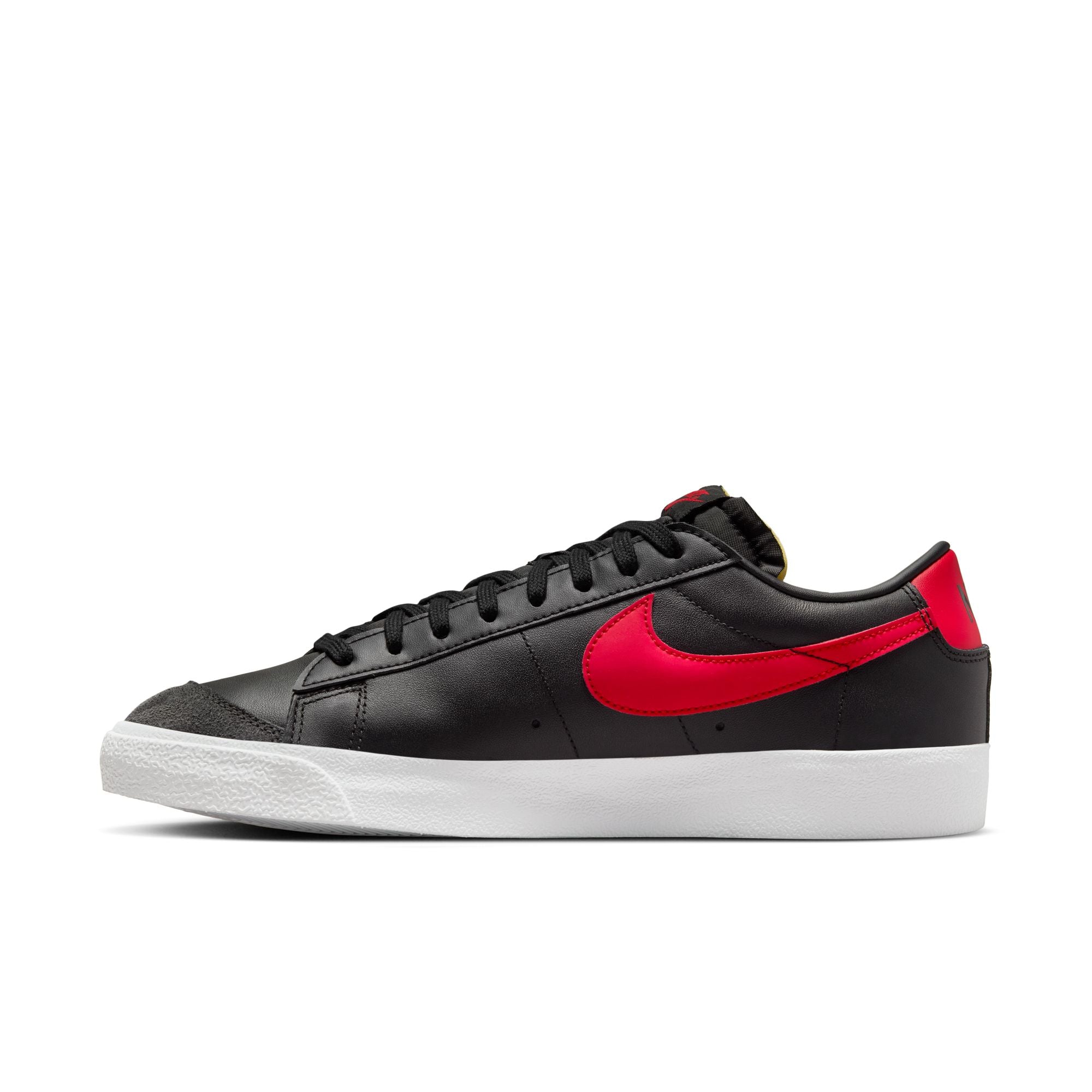 Nike Men Blazer Low '77 Vintage Shoes | DA6364-002