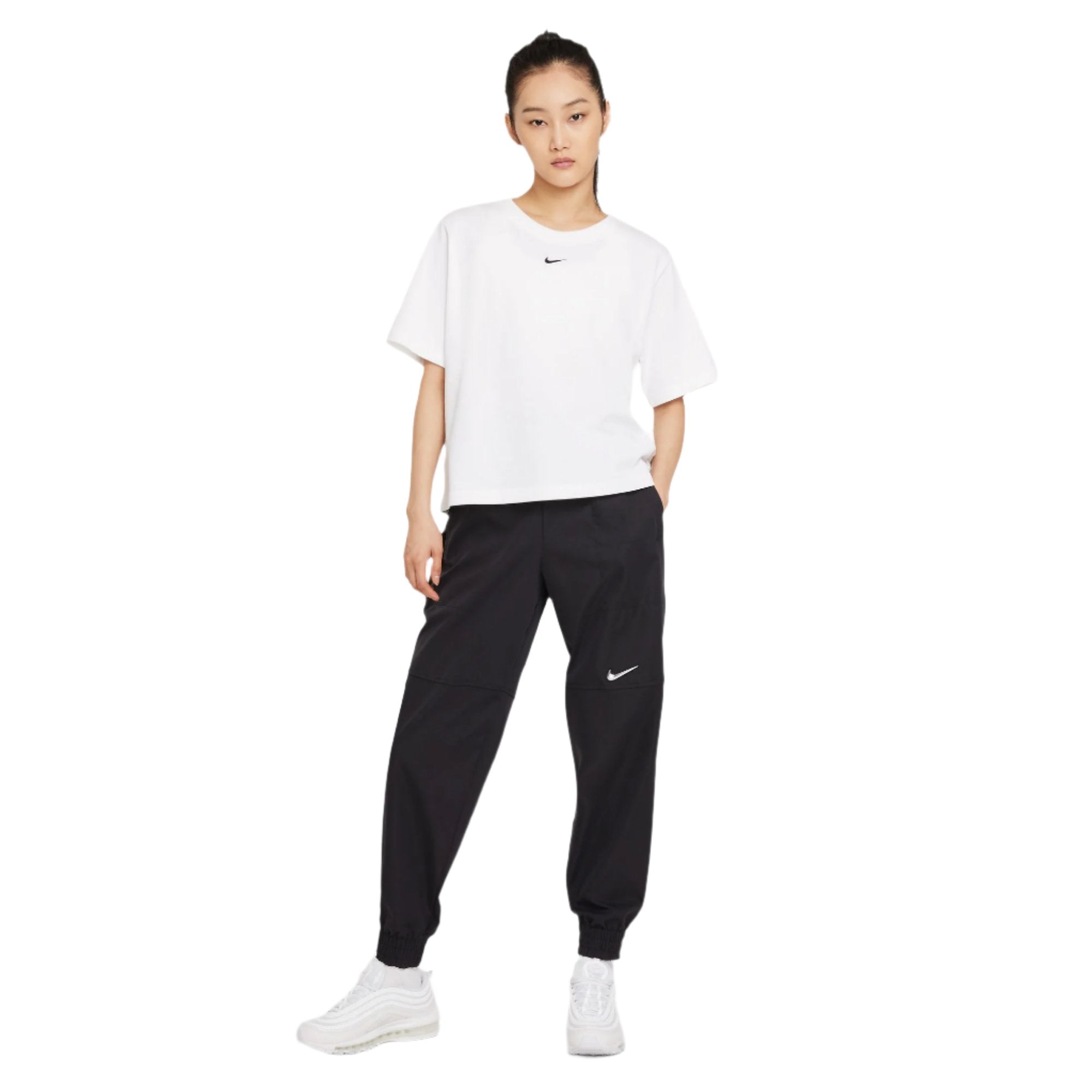 Nike Women Sportswear Essential Boxy T-Shirt | DD1238-100