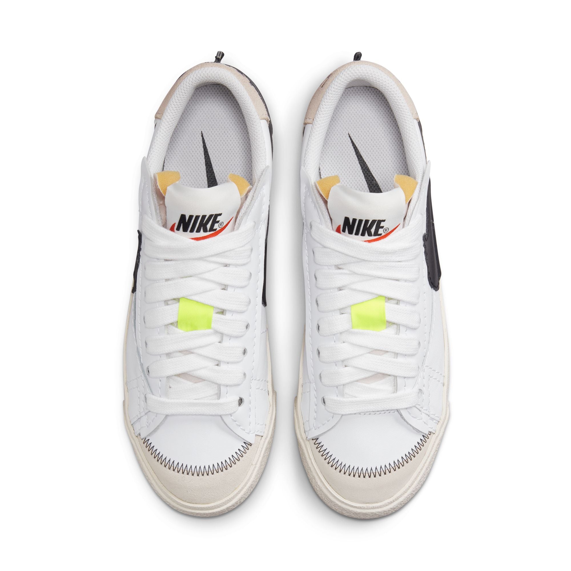 Nike Women Blazer Low '77 Jumbo Shoes | DQ1470-101