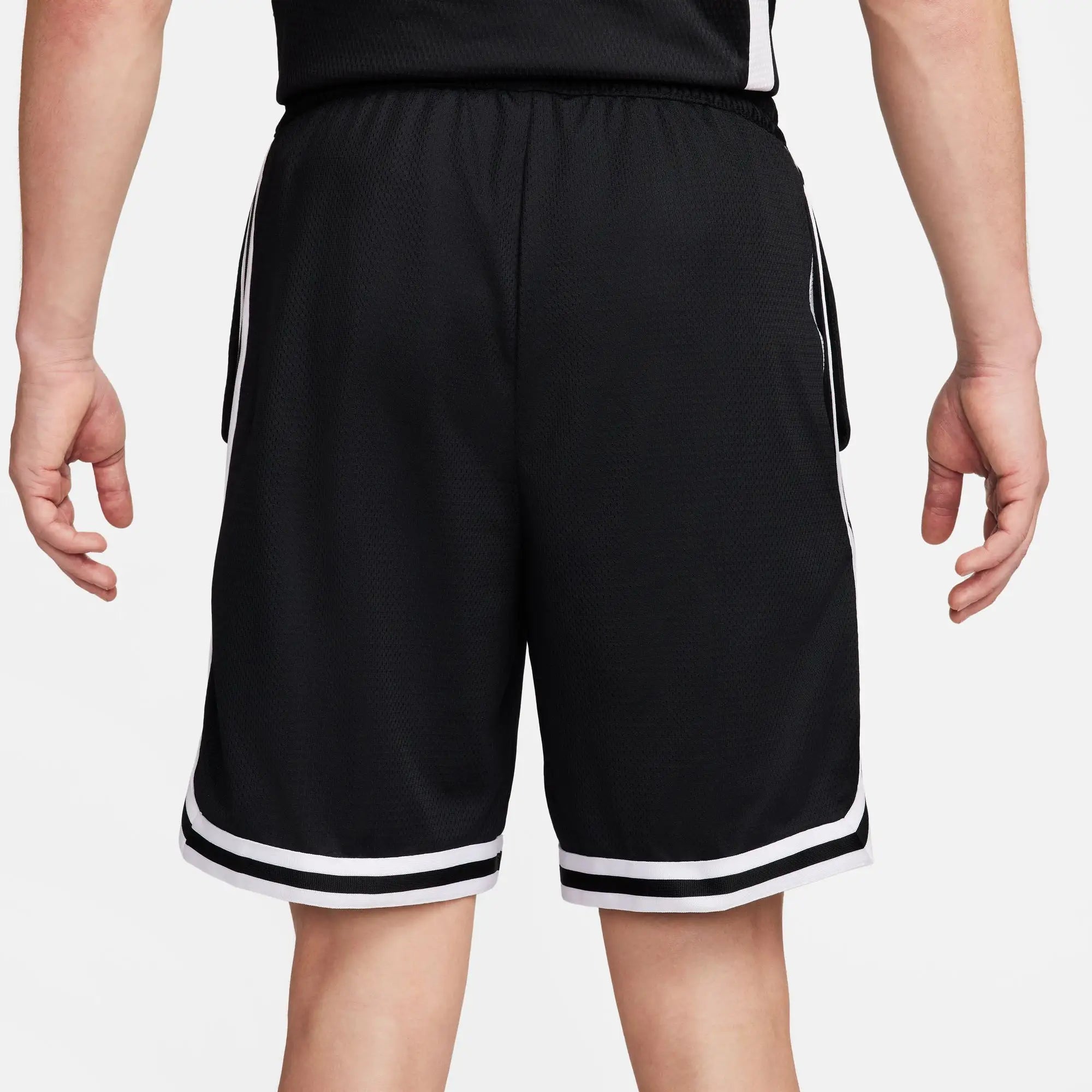 Nike Men DNA Dri-FIT 8" Basketball Shorts | FN2652-010