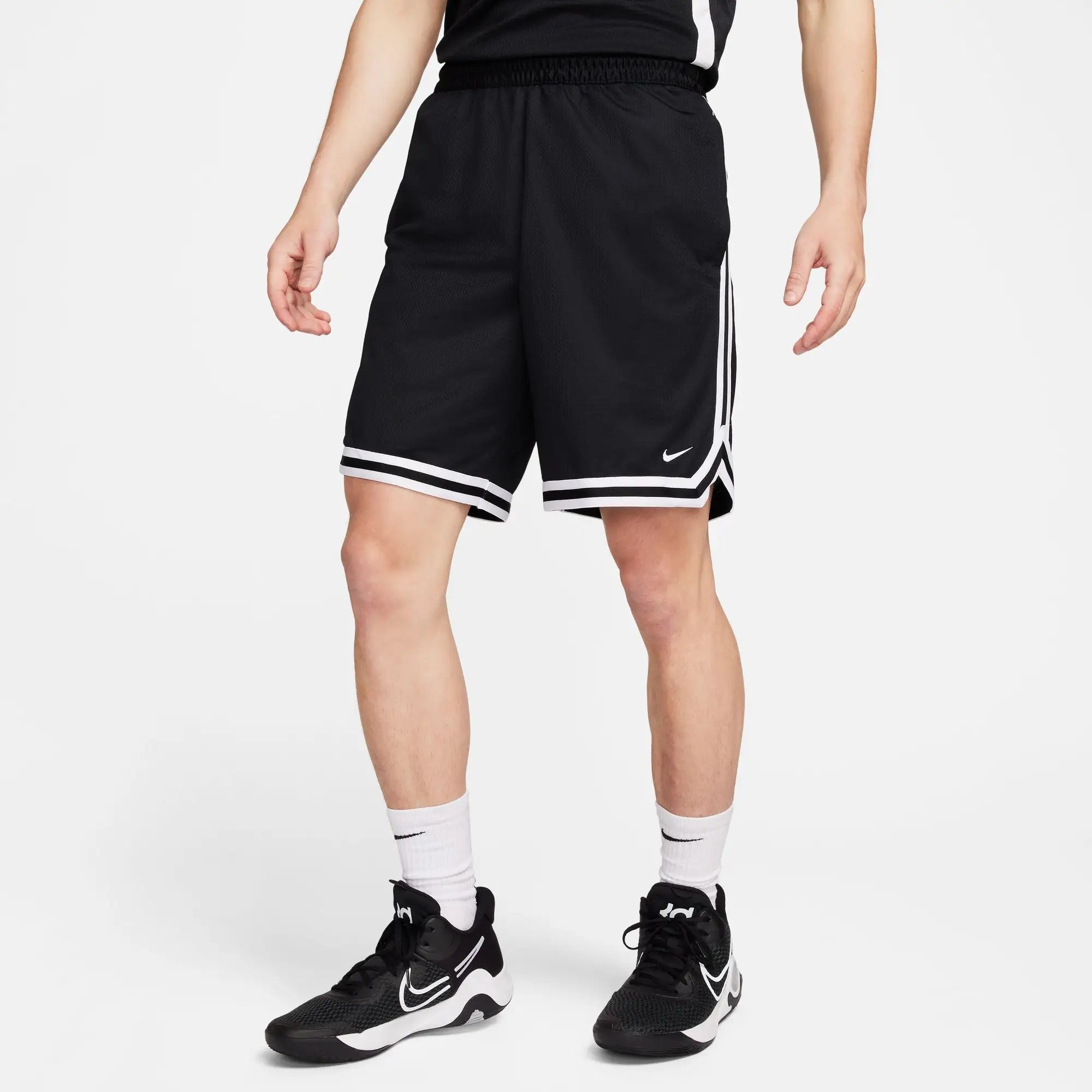 Nike Men DNA Dri-FIT 8" Basketball Shorts | FN2652-010
