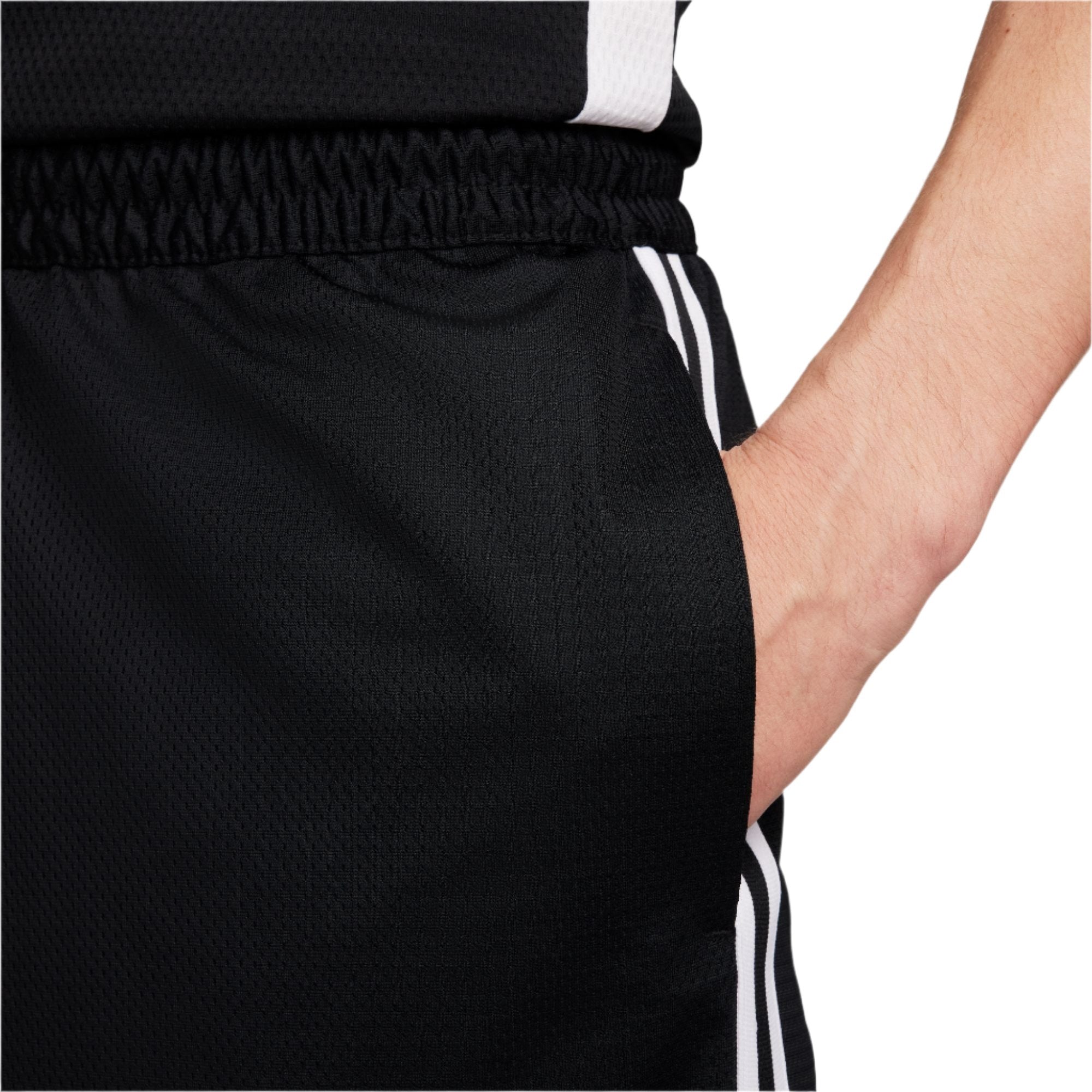 Nike Men DNA Dri-FIT 8" Basketball Shorts | FN2652-010