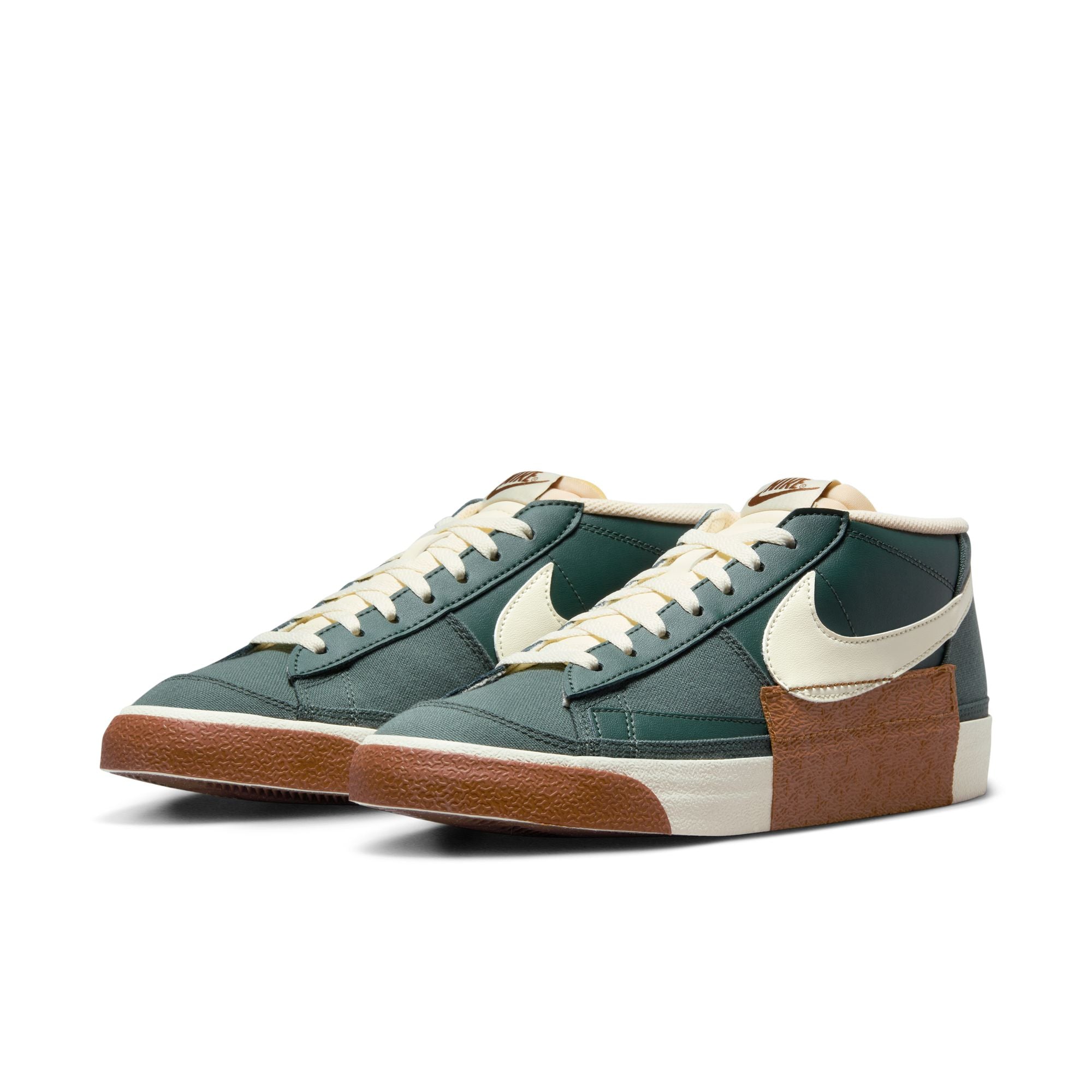 Nike Men Blazer Low Pro Club Shoes | FV0337-300