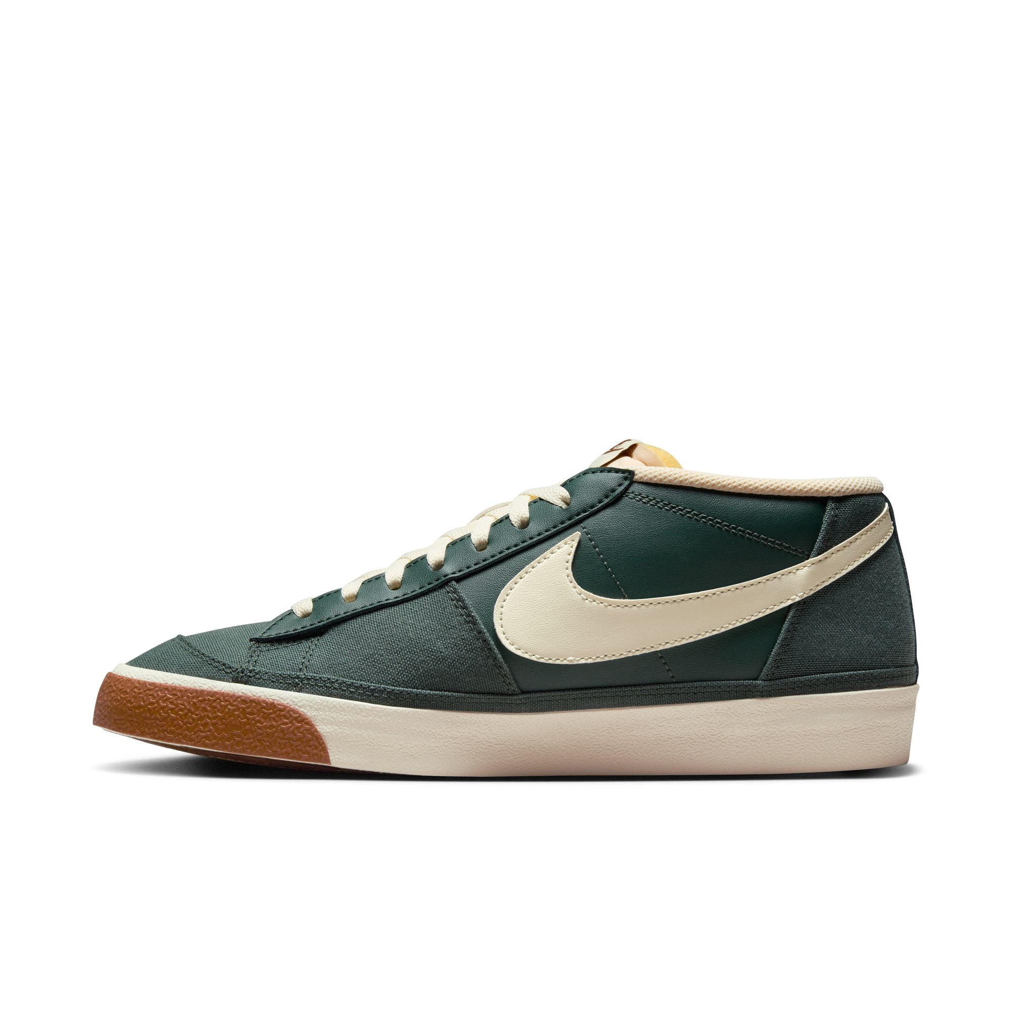 Nike Men Blazer Low Pro Club Shoes | FV0337-300