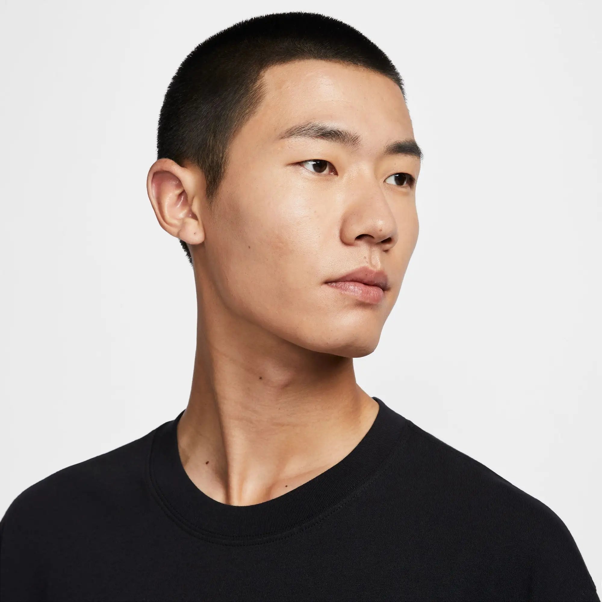 Nike Men Max90 Basketball T-Shirt | FZ8070-010