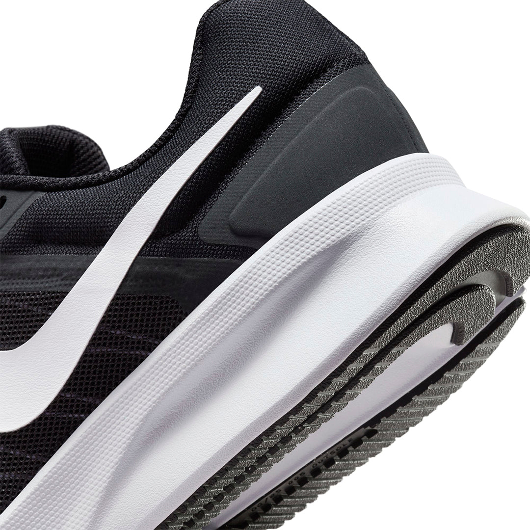 Nike Men Run Swift 3 Wide | FZ9666-001