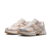 Nike Women V5 RNR Shoes | HQ7901-012