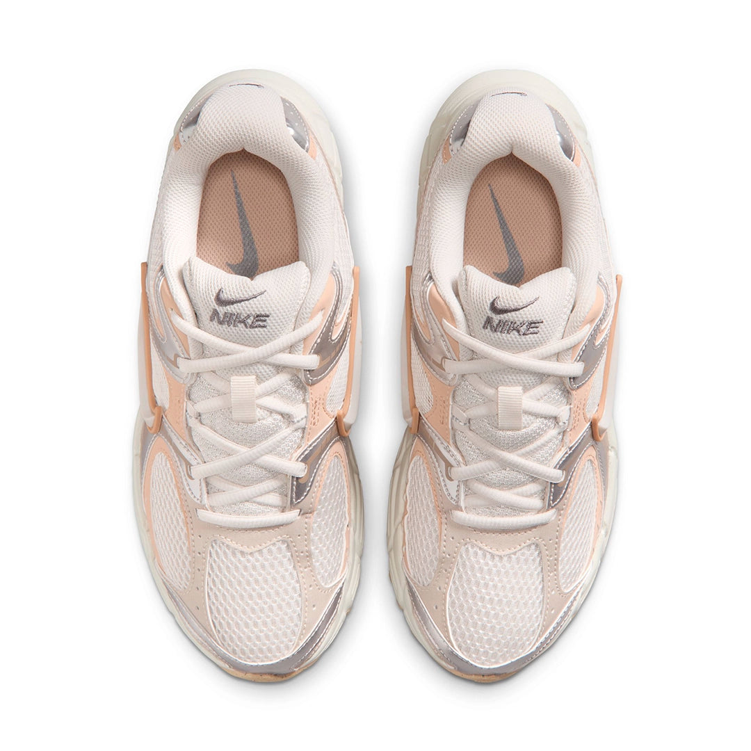 Nike Women V5 RNR Shoes | HQ7901-012