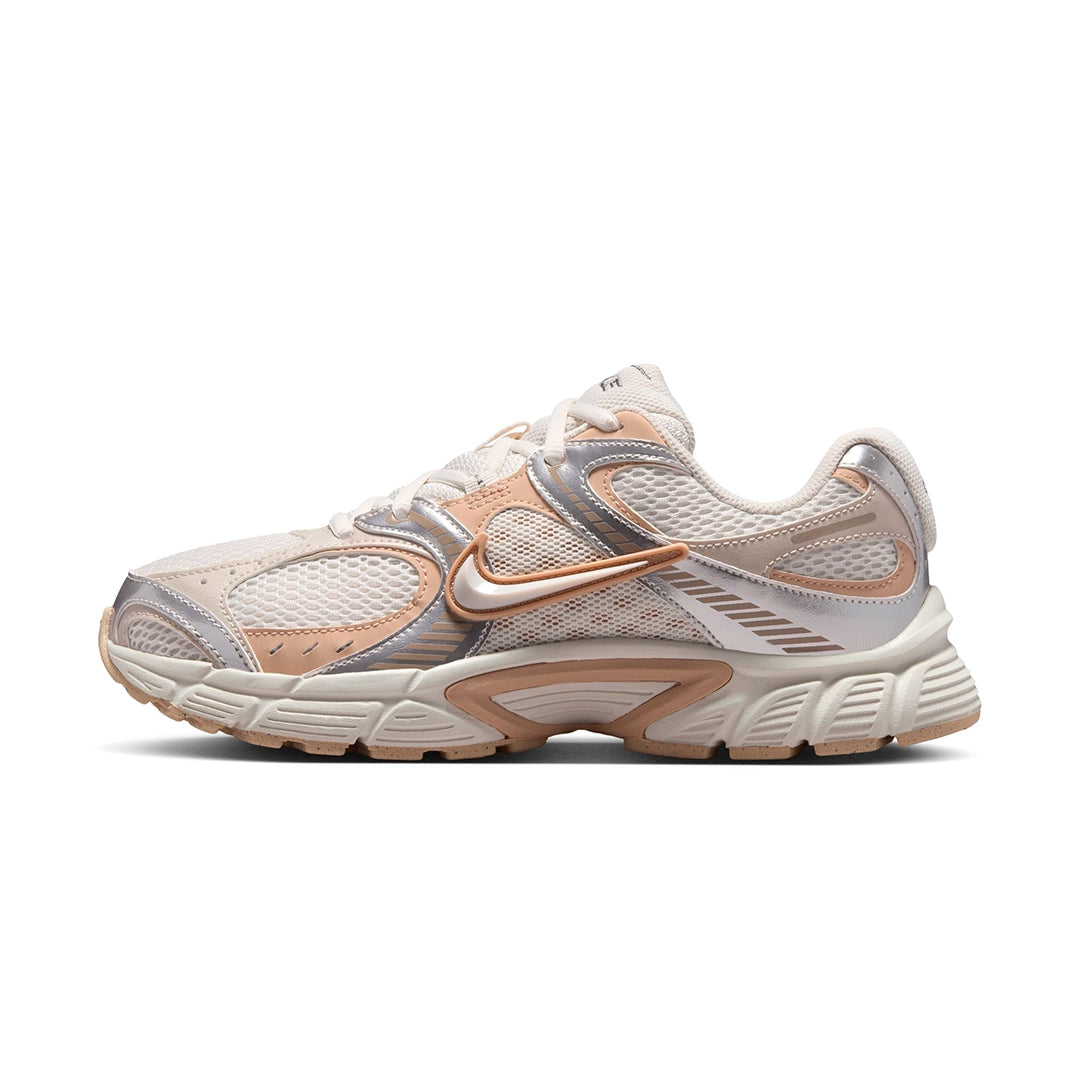 Nike Women V5 RNR Shoes | HQ7901-012