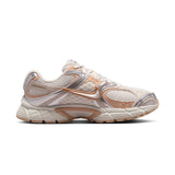Nike Women V5 RNR Shoes | HQ7901-012