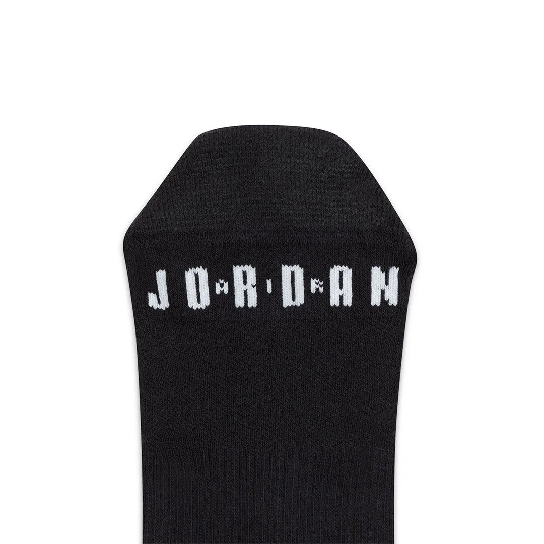 Nike Men Essentials Crew Socks (3 Pairs) | DA5718-010