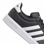 SCP-10602416:GW9196_8_FOOTWEAR_Photography_Detail_View_1_grey.webp