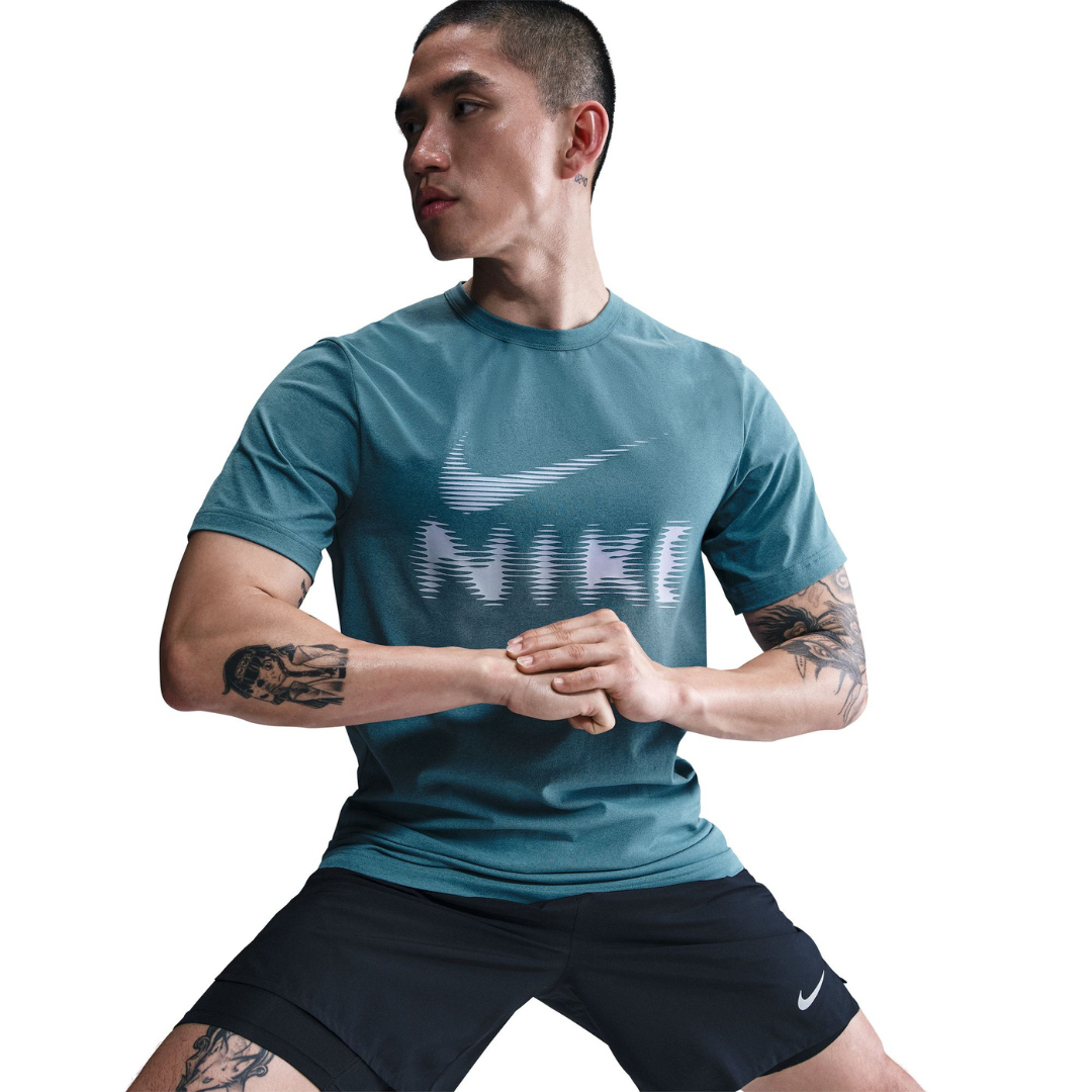 Nike Men Hyverse  Dri-Fit UV Versatile T-Shirt | HQ7988-006