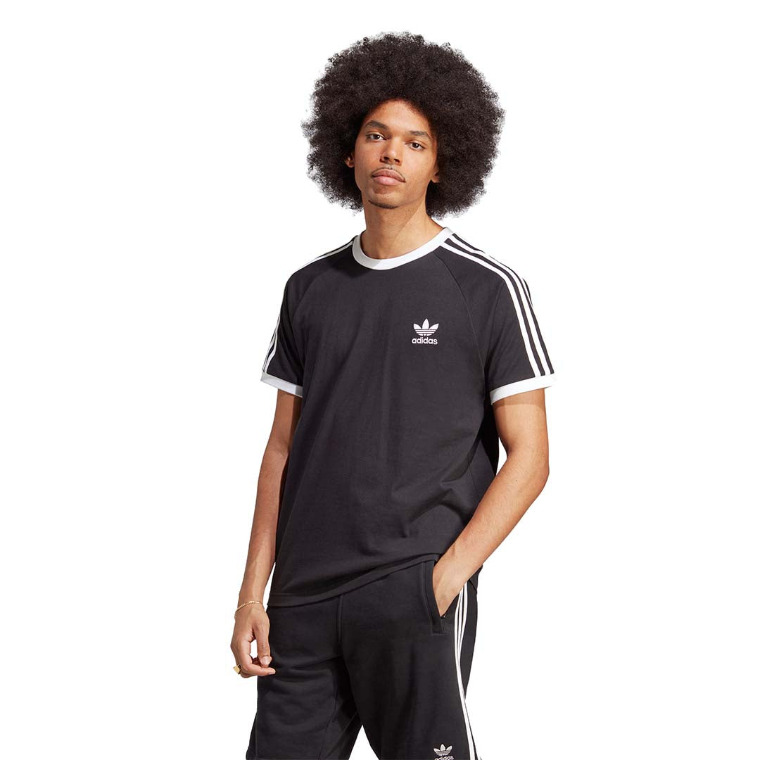 IA4845_3_APPAREL_On_20Model_Standard_20View_grey.webp