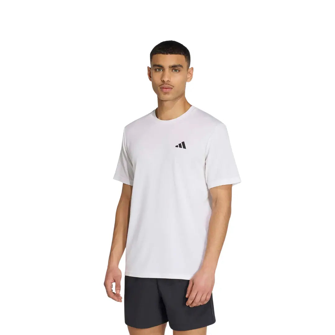 IC7430_3_APPAREL_OnModel_StandardView_grey.webp