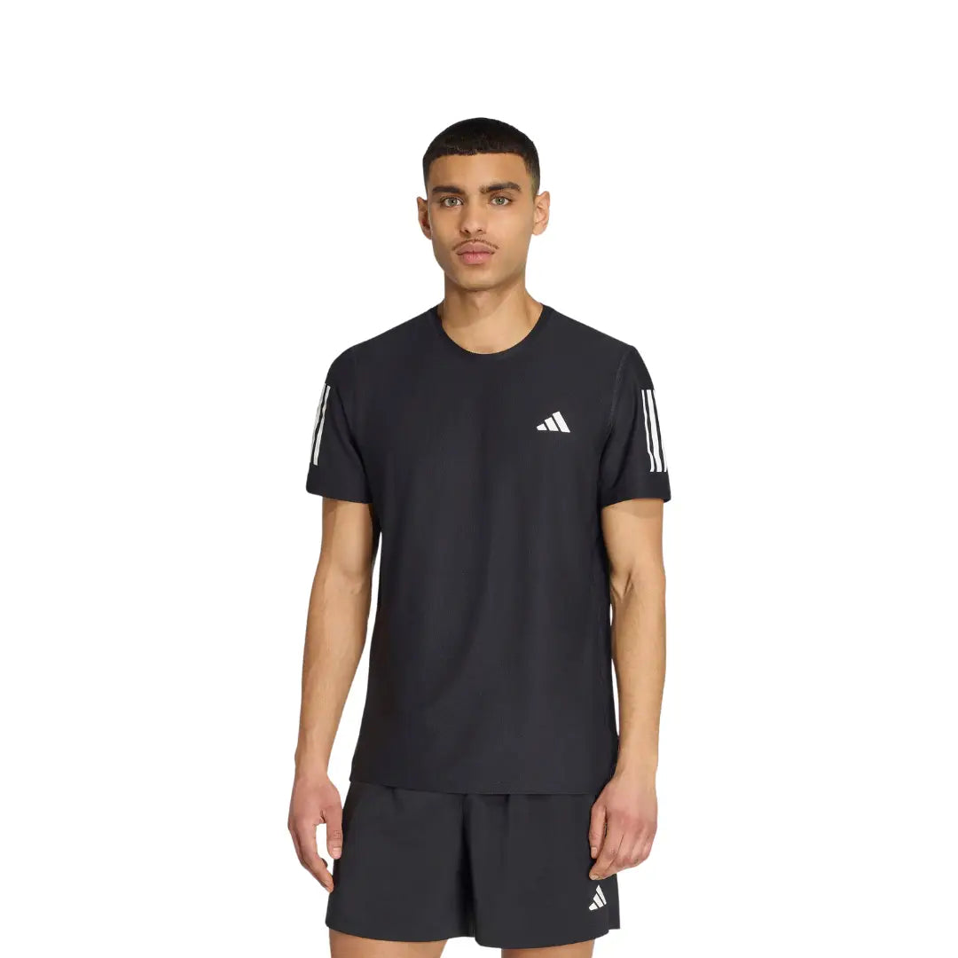 IN1500_3_APPAREL_OnModel_StandardView_grey.webp