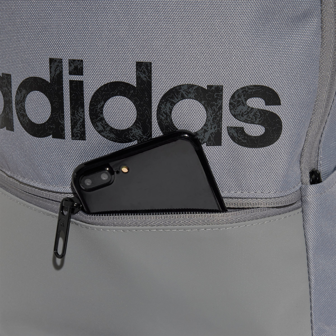 adidas Unisex Classic Backpack Day | IS7066