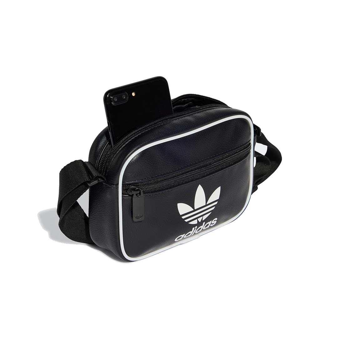 adidas  Adicolor Classic Mini Airliner Bag | IT7598