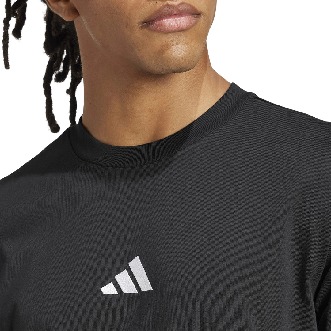 SCP-10810665:JE9024_6_APPAREL_On_Model_Detail_View_1_grey.webp