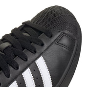 SCP-10815249:JI0079_8_FOOTWEAR_Photography_Detail_View_1_grey-1.webp