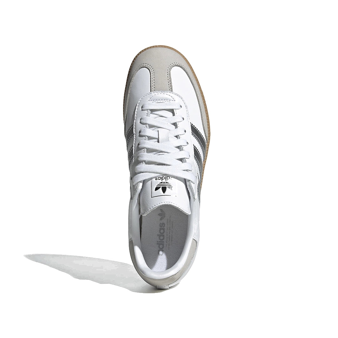 SCP-10907483:JI2725_3_FOOTWEAR_Photography_Top_Portrait_View_grey.webp