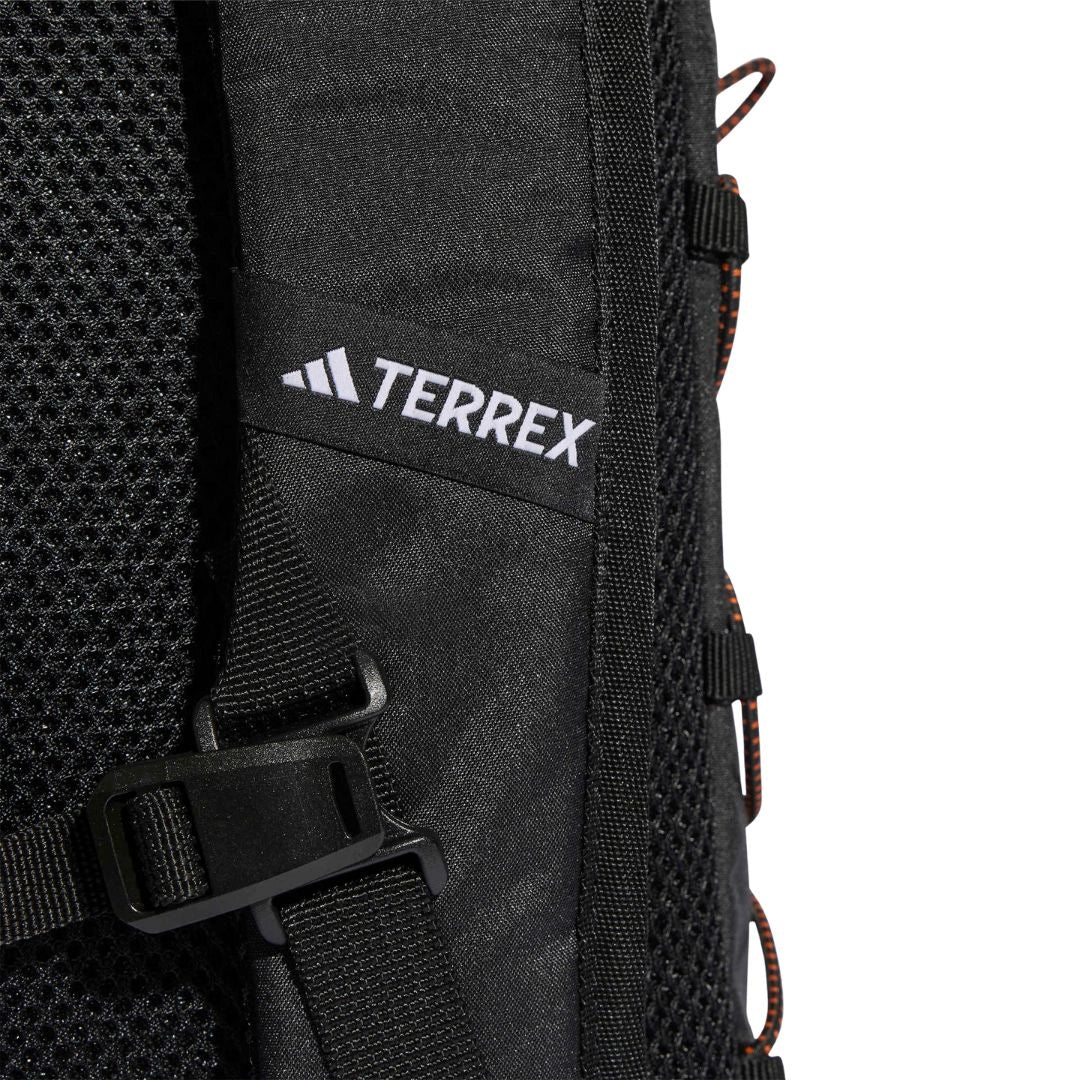 adidas Unisex Multi Essential Backpack 20L | JM3066