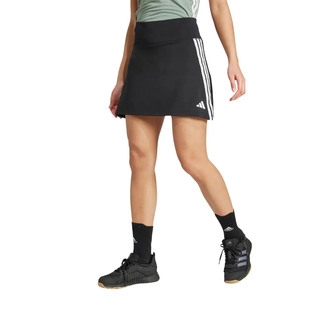 JP1157_3_APPAREL_OnModel_StandardView_grey.webp