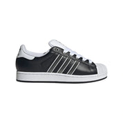 SCP-10854413:JQ3209_1_FOOTWEAR_Photography_Side_Lateral_Center_View_grey.webp