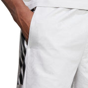 SCP-10860515:JW0239_6_APPAREL_On_Model_Detail_View_1_grey.webp