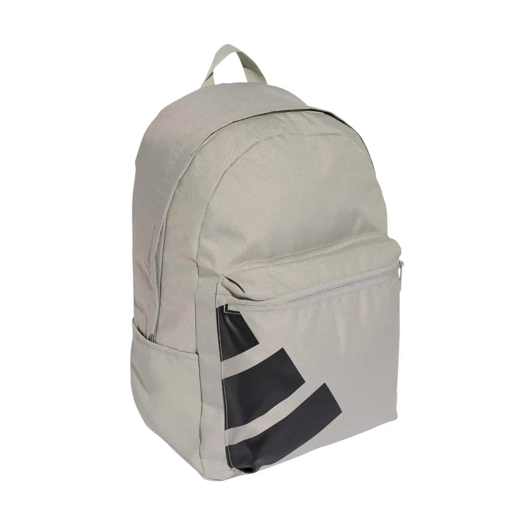 adidas code backpack Excelerator School Backpack, 33L Perfect for everyday use This backpack stands out for its main compartment with Rolltop system Adidas / ADICOLOR Backpack /IT7602/