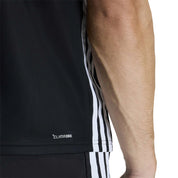 SCP-10915032:KA3452_7_APPAREL_On_Model_Detail_View_2_grey.webp