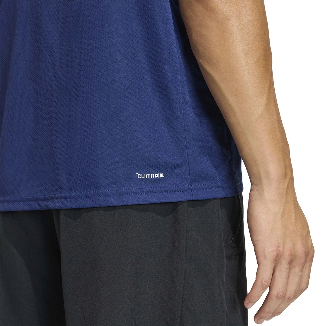 SCP-10903915:KD5457_6_APPAREL_On_Model_Detail_View_2_grey.webp