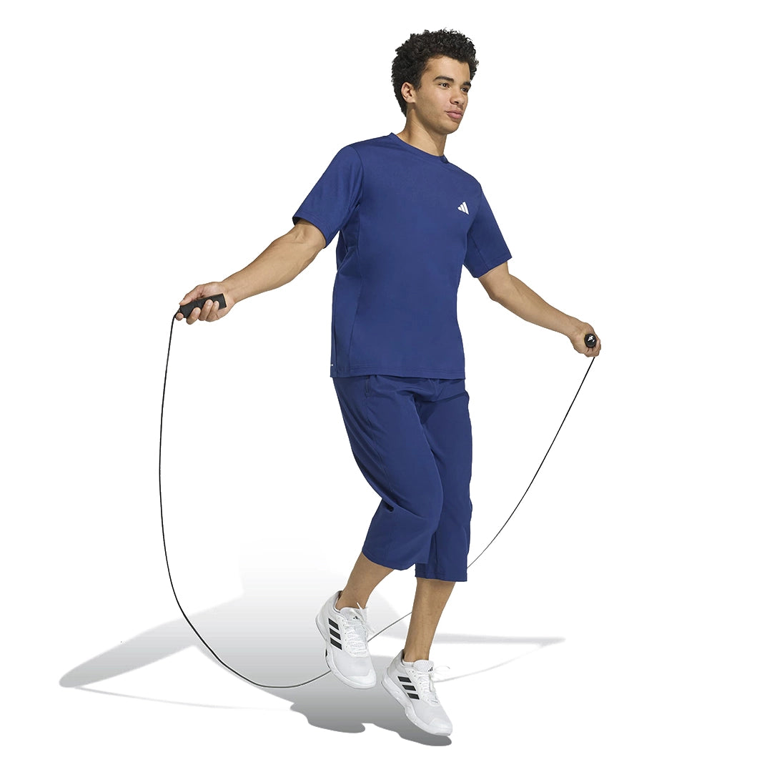 SCP-10913132:KD5479_4_APPAREL_On_Model_Walking_View_grey.webp