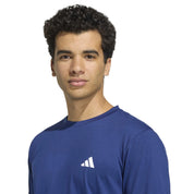 SCP-10913132:KD5479_5_APPAREL_On_Model_Detail_View_1_grey.webp