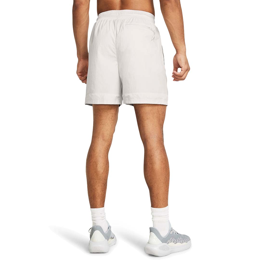 Under Armour Men Curry Woven Shorts | 1383373-114