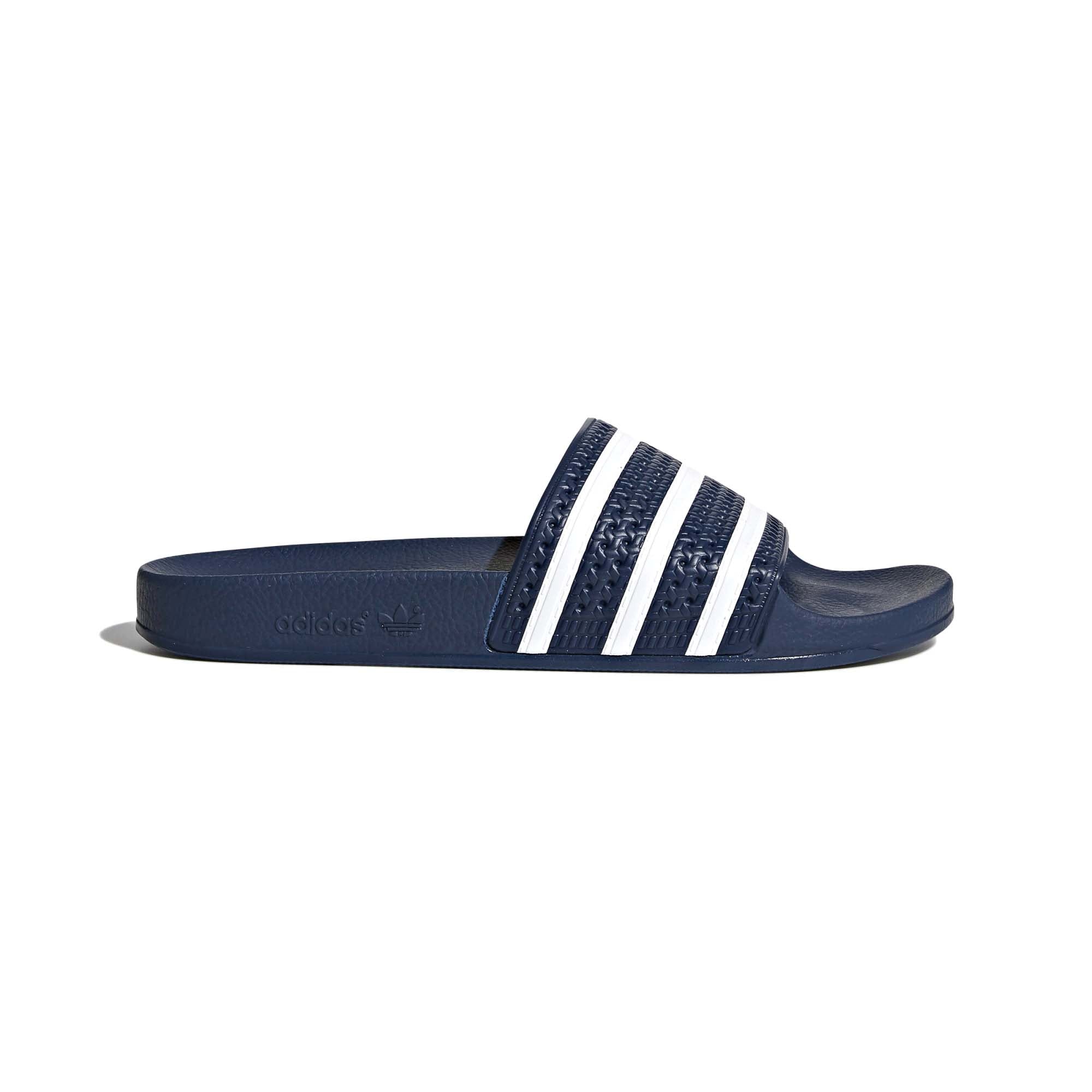 adilette_Slides_Blue_288022_01_standard_20_281_29.webp
