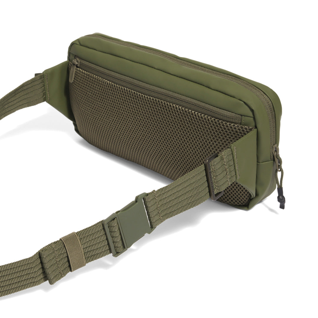 Under Armour Unisex Triumph Crossbody | 1384665-390