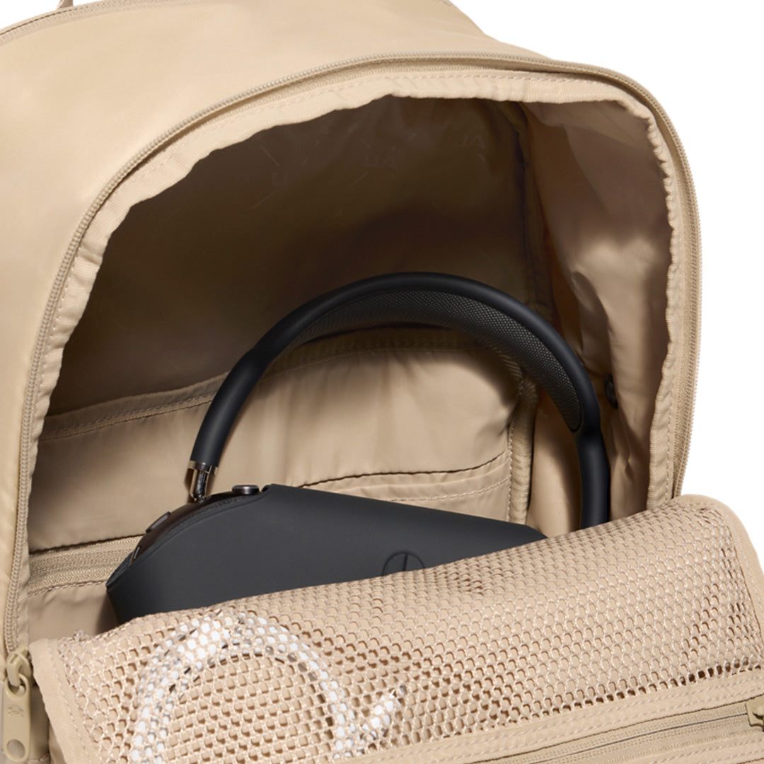 Under Armour Women Studio Spirit Backpack | 1388928-299