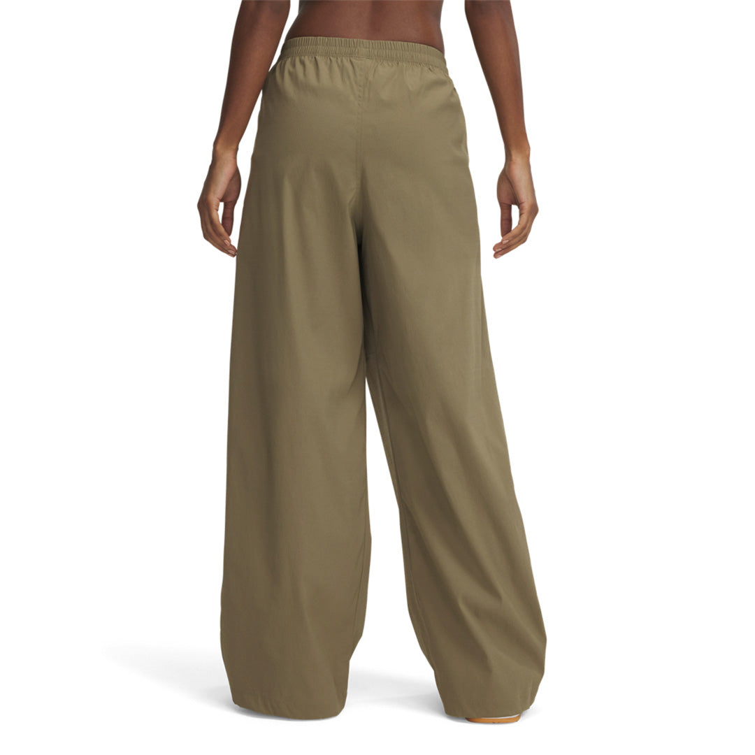 Under Armour Women Unstoppable Woven Parachute Pants | 6000276-251
